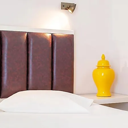 Adani Hotel 2*